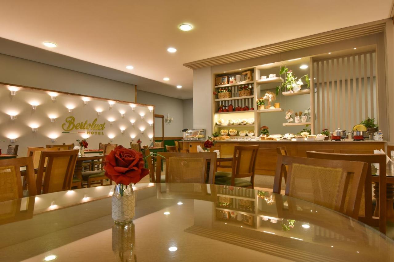 Hotel Bertoluci Gramado Ngoại thất bức ảnh