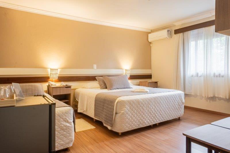 Hotel Bertoluci Gramado Phòng bức ảnh