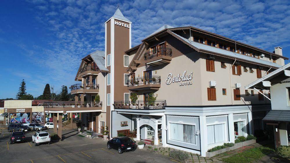Hotel Bertoluci Gramado Ngoại thất bức ảnh